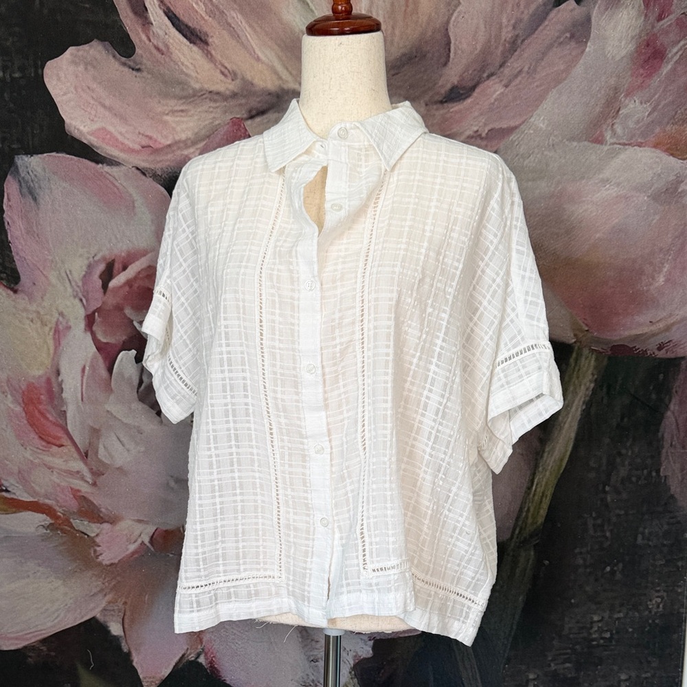 Max Studio White Textured Short-Sleeve Button-Down Shirt